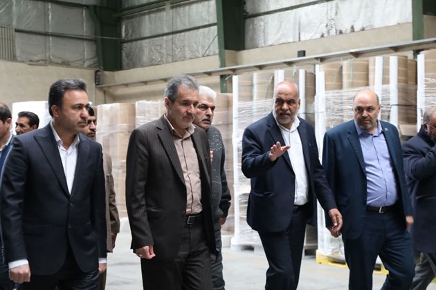 بازدید معاون وزیر صمت و مدیرعامل ایزیپو از ناحیه صنعتی خاتم و ۳ واحد تولیدی در ناحیه صنعتی هرات